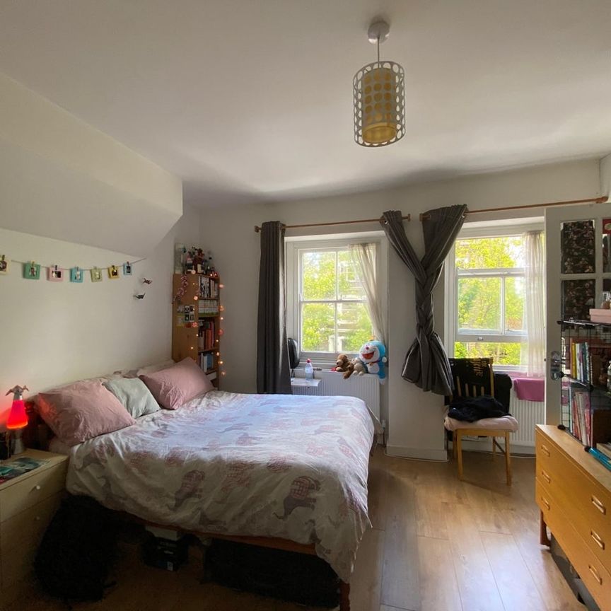 Room in a Shared House, Hazellville Road, N19 - Photo 1
