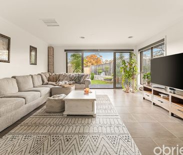 Imagine Spacious Family Living & Entertaining. Can You Picture It? - Photo 2