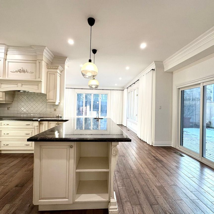 For Lease - 7 Killarney Road, Toronto, Ontario - Photo 1