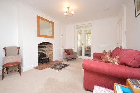 2 bedroom end of terrace house to rent - Photo 5