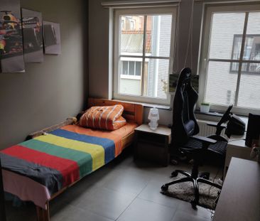 Instapklaar appartement met 2 slaapkamers en garage - Foto 1