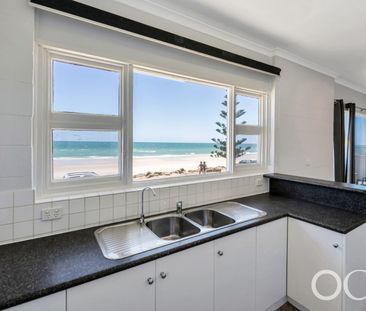 Open the Door To Iconic Beachside Living - Photo 6