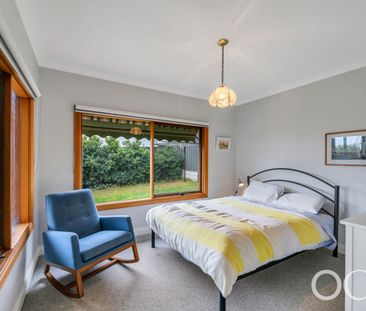 Open the door to spacious family living & effortless entertaining - Photo 5