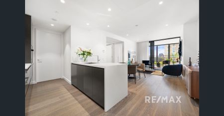 Furnished,North Facing with Harbour bridge view - Photo 2