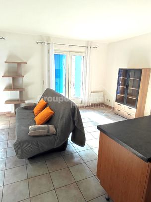 CHATEAURENARD centre, appartement type 2 meublé avec terrasse, - Photo 1