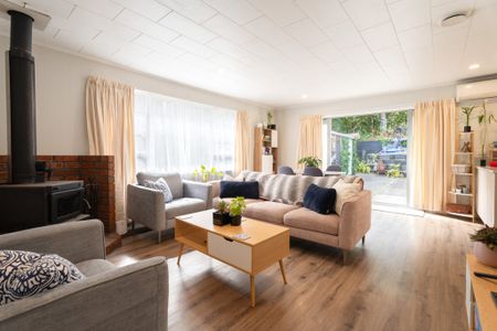 12B Bell Street, Tawa - Photo 4