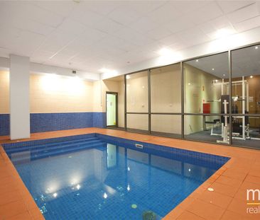 Spacious 2-Bedroom Apartment in a Sought-After City Location! - Photo 6