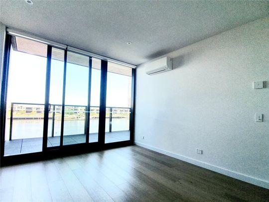 202/915 Collins Street - Photo 1