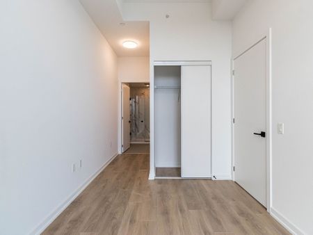 For Lease - 10 Graphophone Grove Unit# 1912, Toronto, Ontario - Photo 5