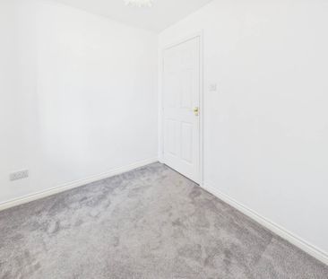 Price £795 pcm - Available Now - Unfurnished - Photo 3