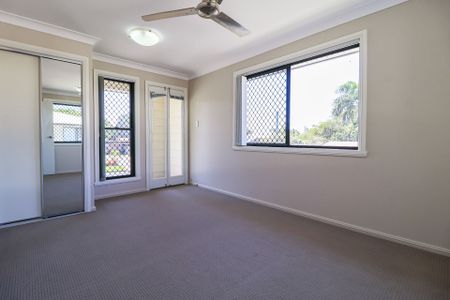 MODERN 3 BEDROOM HOME CLOSE TO CBD! - Photo 5