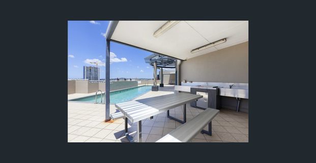 Gabba Central Apartments - 2 Bed 2 bath 1 car available 8/01/2026 - Photo 1