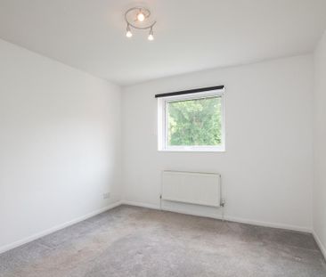 3 bedroom end of terrace house to rent - Photo 6