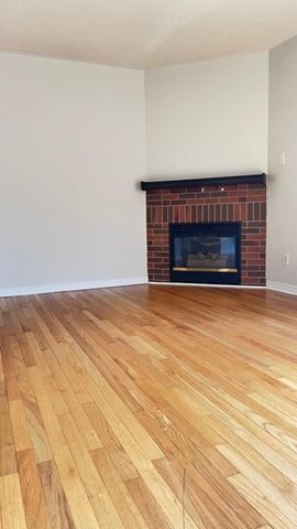 For Lease - 33 Clover Bloom Road, Brampton, Ontario - Photo 2