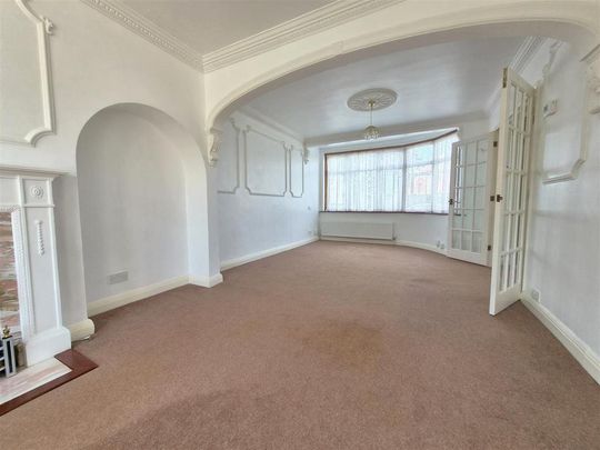3 bedroom semi-detached house to rent - Photo 1