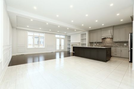 For Lease - 3134 Post Road, Oakville, Ontario - Photo 2