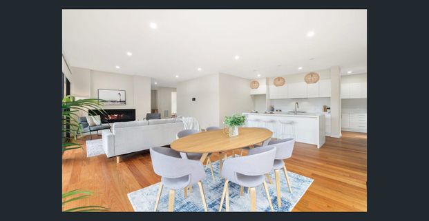 Stylish, Sustainable Coastal Living - Photo 1