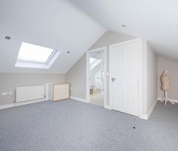 Apartment 3 Lily Court 14a Deramore Park South, Belfast, BT9 5JY - Photo 5