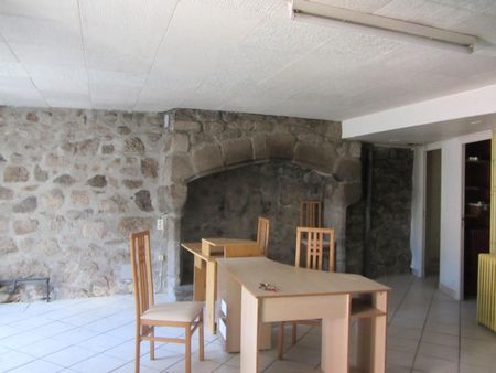 Location Appartement 3 pièces 76m² USSEL 19200 - Photo 2