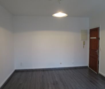 Appartement à louer - REIMS CLAIRMARAIS - Photo 1