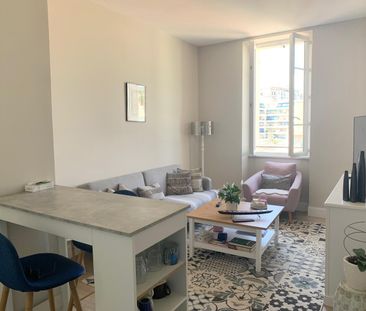 location Appartement T2 DE 48.1m² À CANNES - Photo 3