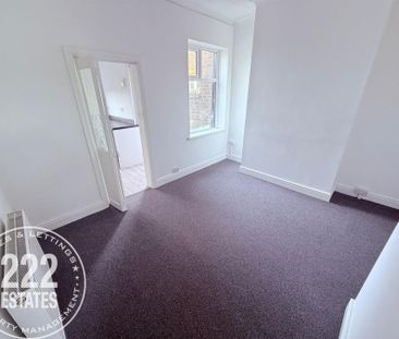 Penny Lane - Warrington - WA5 - Photo 5