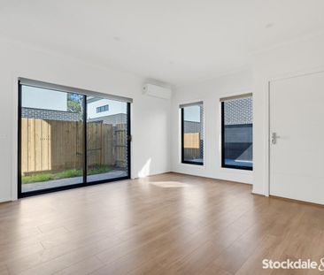 Brand New 2 Bedroom Townhouse! - Photo 2
