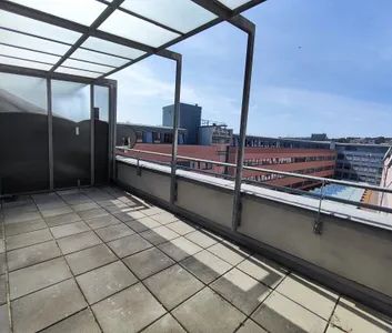 Hell, ruhig, 20m² Terrasse, 2 getrennt begehbare Zimmer, 6 Min zur U-Bahn, perfekte Fahrrad und Autoanbindung, Garage optional, Zweitbezug nach Renovierung, - Photo 1
