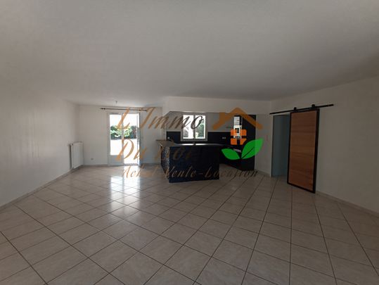 Location Maison 5 pièces 122m² ST MAURICE L EXIL 38550 - Photo 1