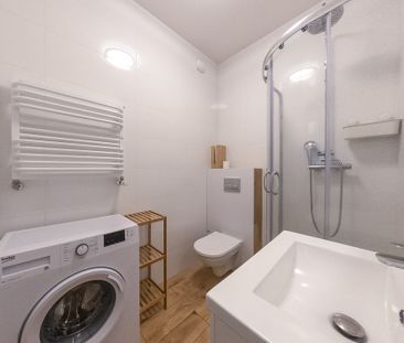 Słoneczne mieszkanie z miejscem postojowym - Photo 3