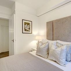 PELHAM COURT, SW3 - Photo 1
