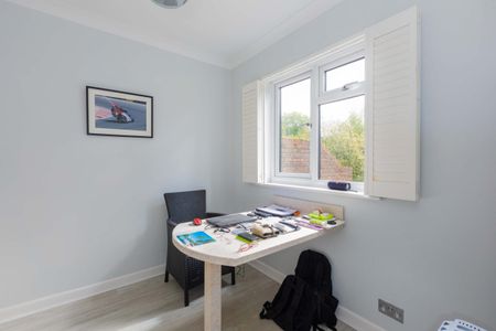 Tangier Lane, Eton - Photo 4