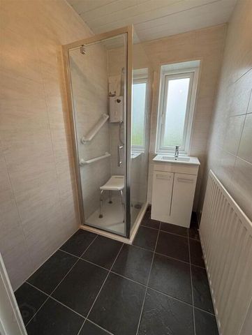 31 Sheskin Way, Belfast, BT6 0ER - Photo 4