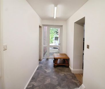 All Saints Road, Woodlesford, Leeds - Photo 3