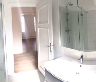 T3 EN HYPER CENTRE AVEC CAVE - Photo 2