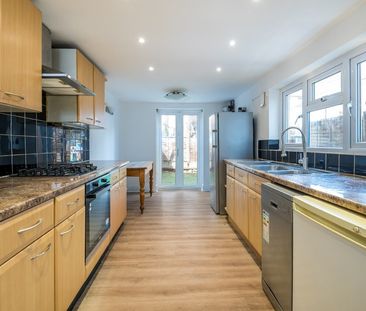 3 Bed Terraced House, Marmont Road, SE15 - Photo 6