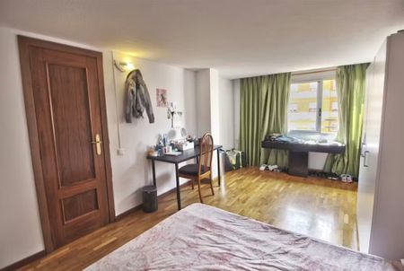 Carrer Explorador Andrés, Valencia, Valencian Community 46022 - Photo 2