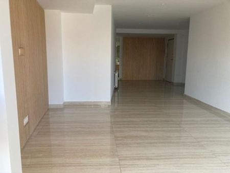 Luxury Flat for rent in Alicante, Valencia - Photo 4