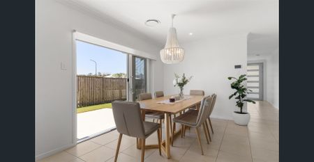 Modern Living in Covella Estate - Photo 5