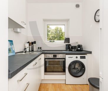 Perfect City Life - Photo 3