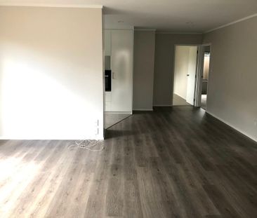 East Tamaki - Photo 2