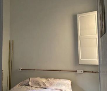 Carrer de Mas, L'Hospitalet de Llobregat, Catalonia - Photo 1