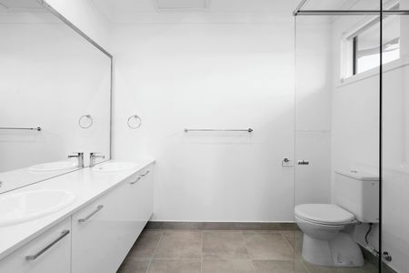 HEART-WARMING FAMILY HOME - Photo 4