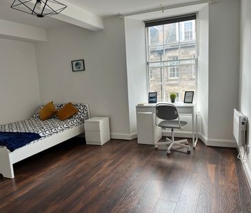 Room in a Shared Flat, Drummond Street, EH8 - Photo 3