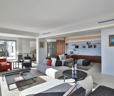 Location Maison 5 pièces 440m² VILLEFRANCHE SUR MER 06230 - Photo 3