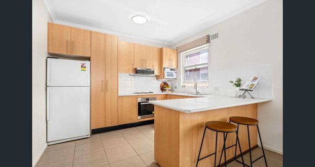 2/12 Oxley Avenue, Jannali NSW 2226 - Photo 1