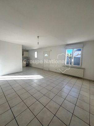 ROGNONAS - Maison de plain pied avec 3 chambres et garage., - Photo 1