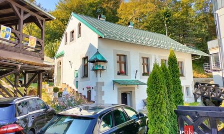 Na prenájom 3izbový apartmán v blízkosti centra mesta Banská Bystrica - Fotografia 4