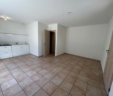 CRESPIAN - Appartement T3 de 52.5 m² en rez de chaussée - Photo 1