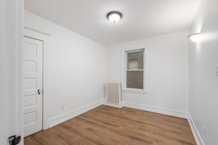 For Lease - 79 Boustead Avenue Unit# Main Fl, Toronto, Ontario - Photo 2